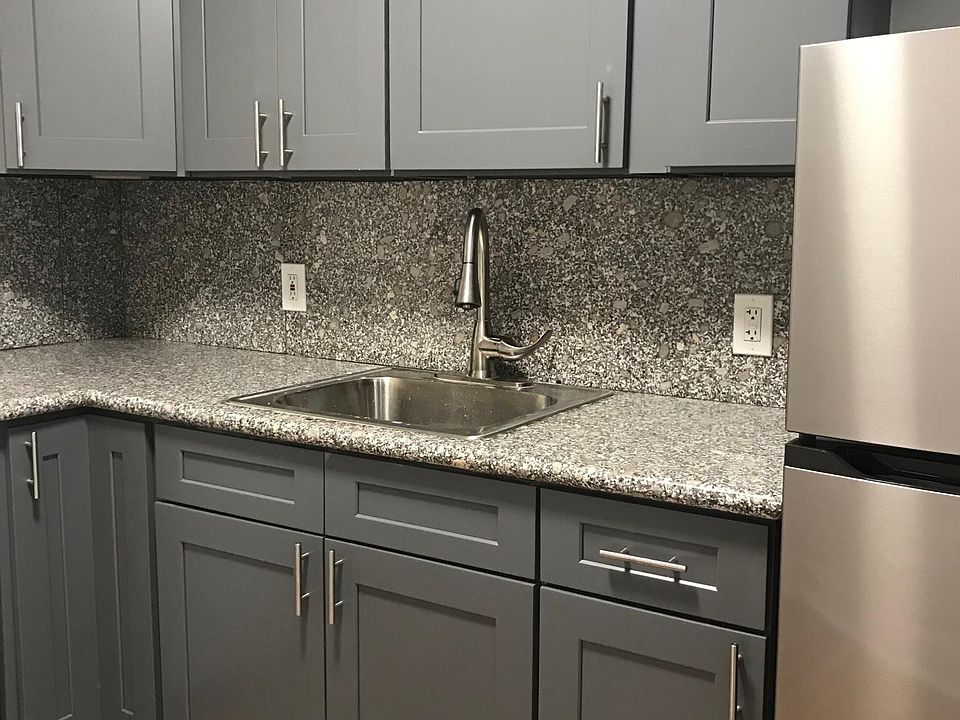 1st image of 1535 Drexel Ave #8