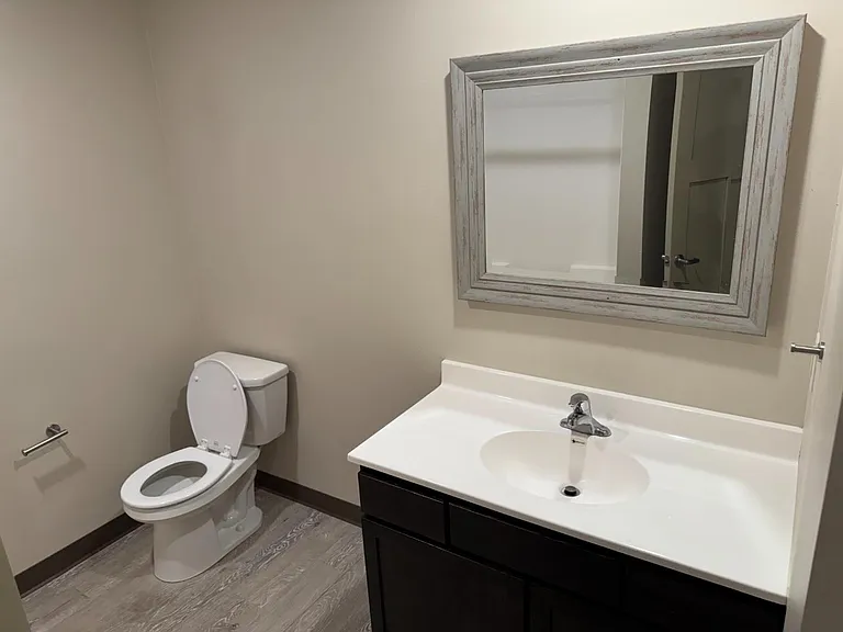 Unit Photo