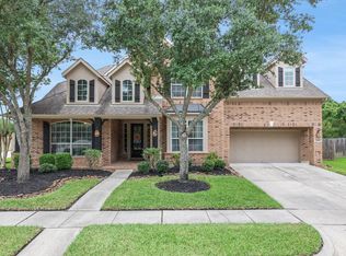 15610 Summer Heath Ct, Houston, TX 77044