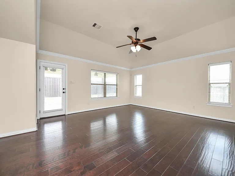 2527 Horned Owl Dr — Photo 23