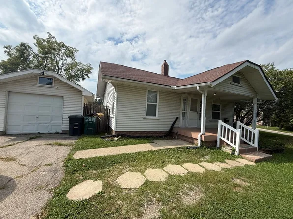 2811 E 16th St, Muncie, IN 47302