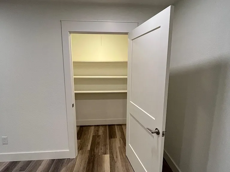 2255 Saint Charles Ave #203 — Photo 15