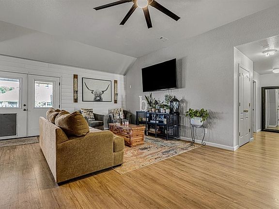5th image of 2380 Sara Alice Ct