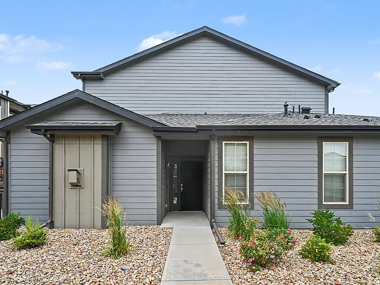 6812 Dewey Dr — Photo 2