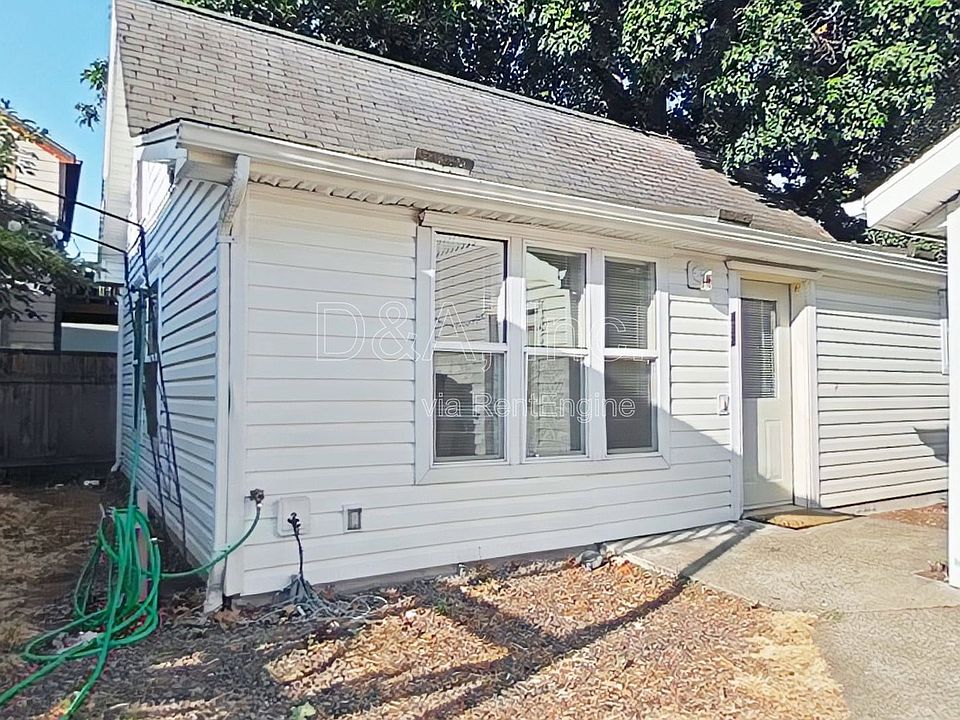 1st image of 432 NW 15th St