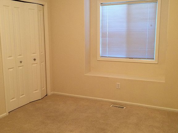 4th image of 3273 N Gawaine Pl