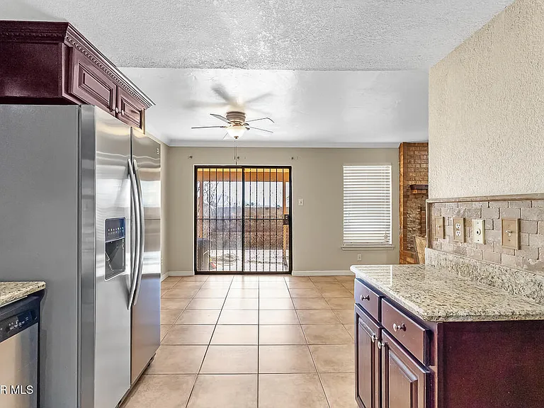 150 Silver Shadow Dr #D — Photo 13