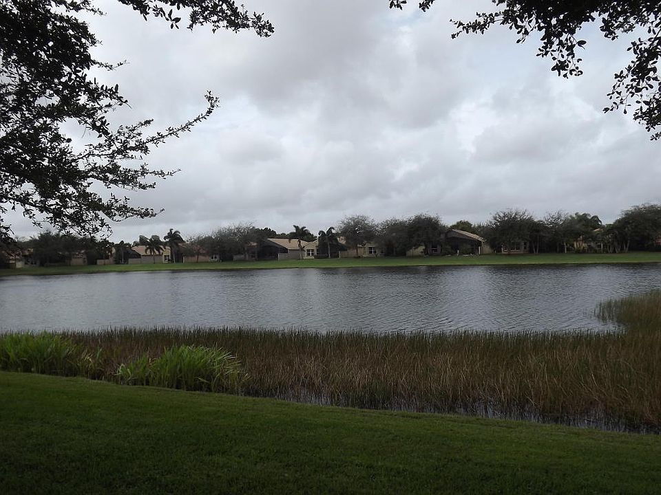 1st image of 12153 La Vita Way