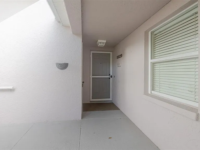 5609 Sheffield Greene Cir #47 — Photo 2
