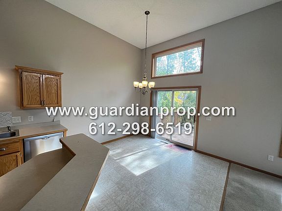 5th image of 22399 Evergreen Cir