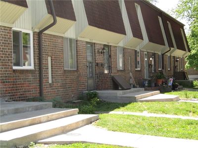 9921 W 52nd St, Merriam, KS, 66203