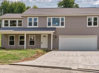 157 Pezold Dr, Saint Charles, MO 63304