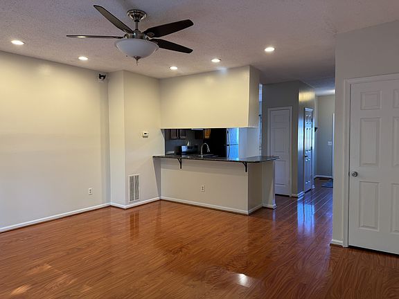4th image of 13527 Highland Mews Pl
