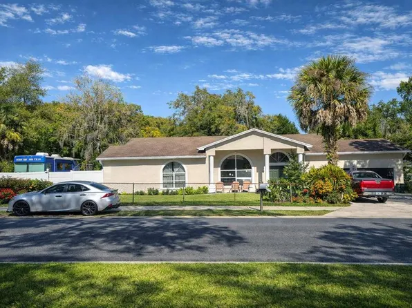 5116 E 122nd Ave, Temple Terrace, FL 33617