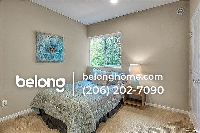 3 bed, 2.0 bath, 1600 sqft, $3,215 — Photo 2