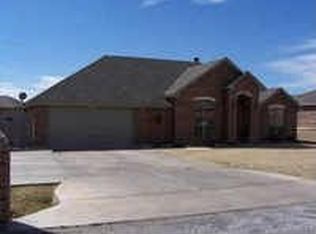 814 Wandering Ct, Granbury, TX 76049