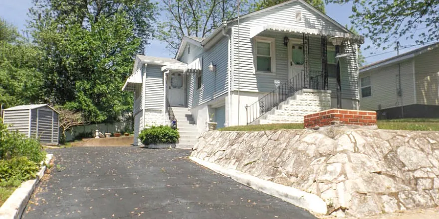 603 Clay St photo 1