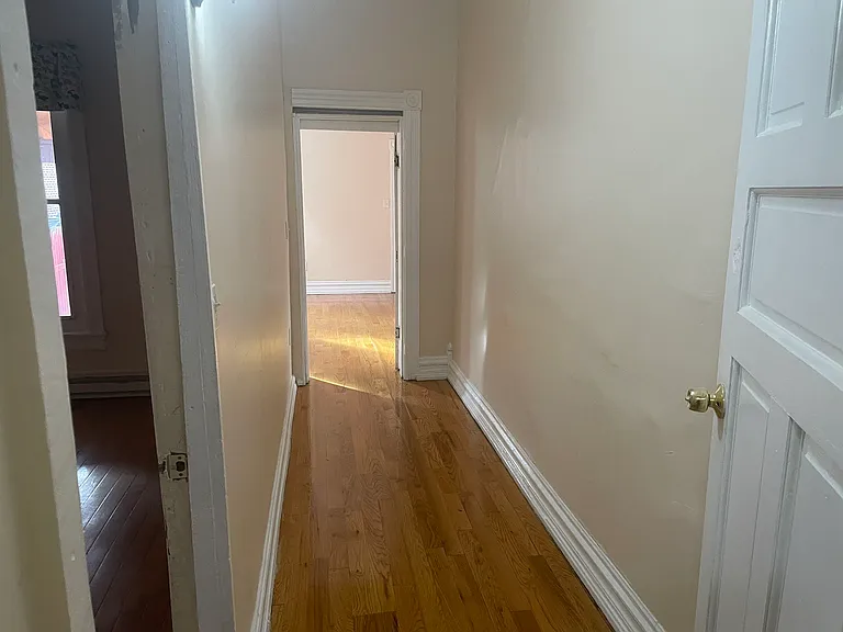 706 N 6th St #1 — Photo 15