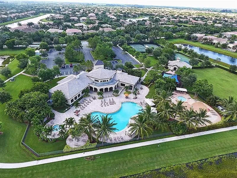 8477 Breezy Hill Dr