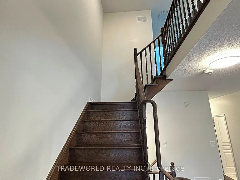 21 Beckett Ave — Photo 15