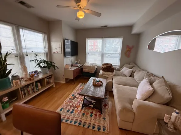 1642 W Fletcher St APT 1, Chicago, IL 60657