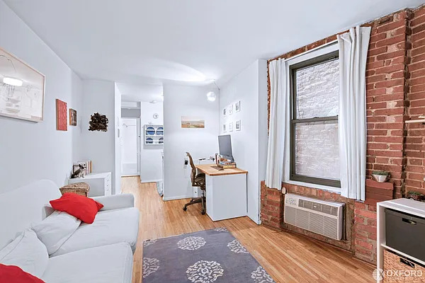 Rented by Oxford Property Group | media 5