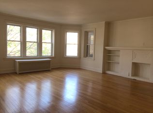 4842 N Hoyne Ave #2S, Chicago, IL 60625