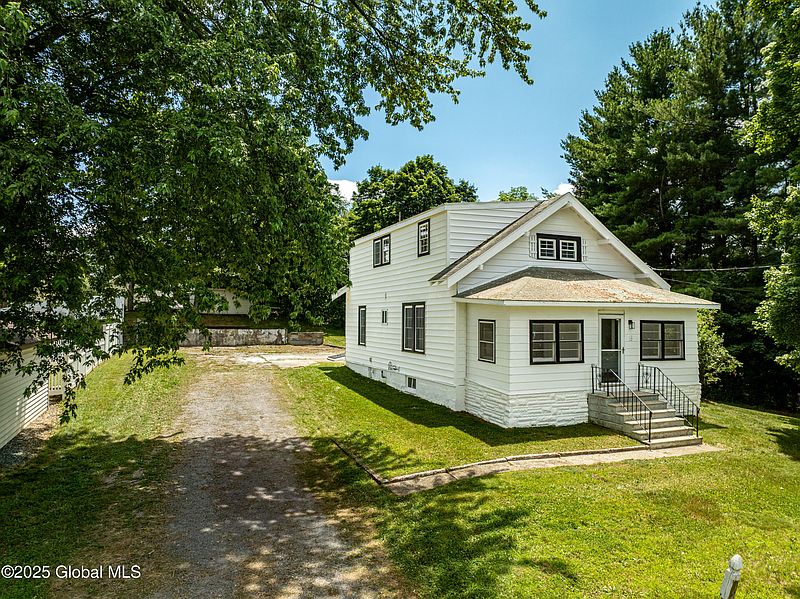 3rd image of 18 Orchard Terrace