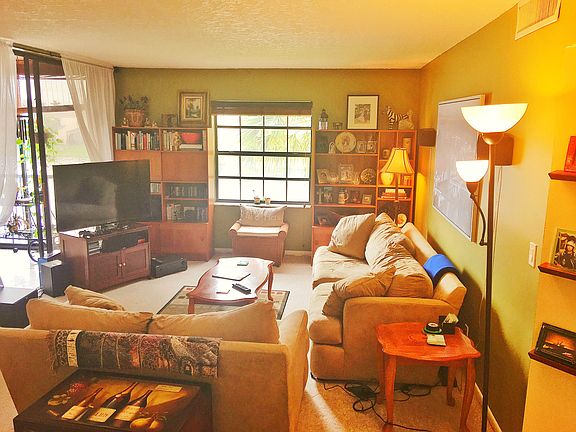 4th image of 10700 NW 14th St APT 147