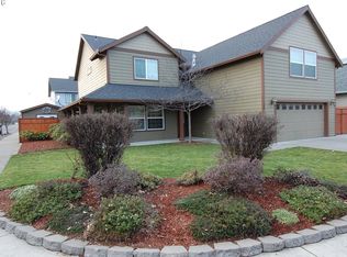 1682 4th St, Hood River, OR 97031