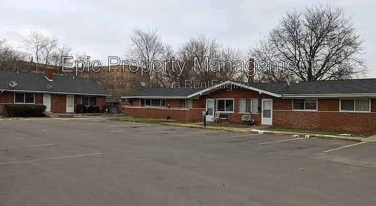 1030 Montie Rd — Photo 1