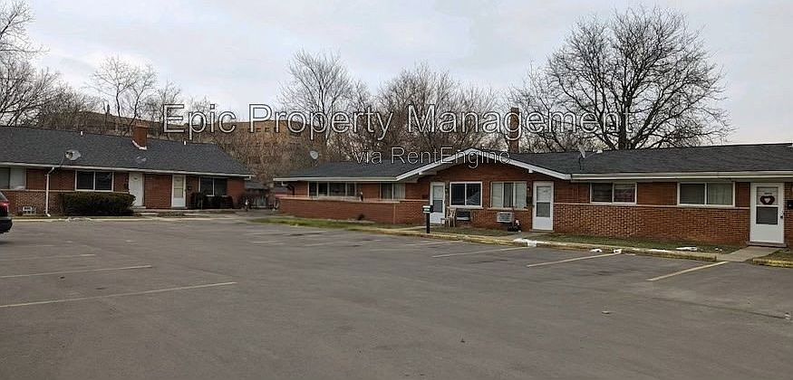1st image of 1030 Montie Rd