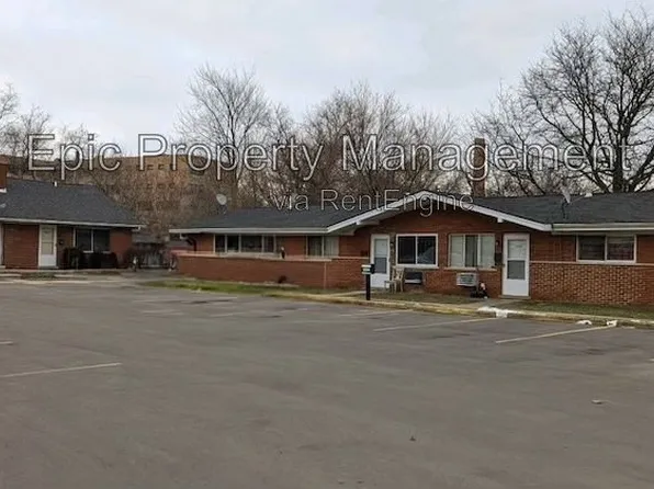 1030 Montie Rd, Lincoln Park, MI 48146