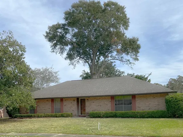 955 Lils Ct, Baton Rouge, LA 70806