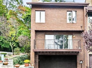 23 Yorkview Dr, Edgewater, NJ 07020