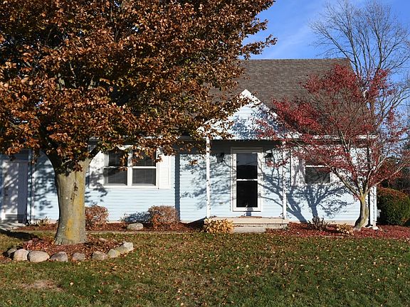 2nd image of 132 Westwood Dr