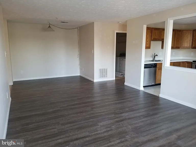 696 Winding Stream Way #204 — Photo 11