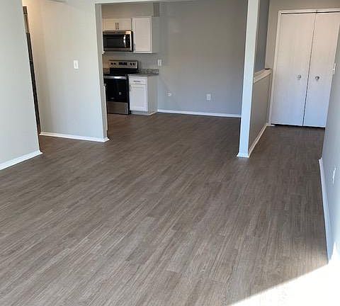 3rd image of 3532 Denise Ct #101