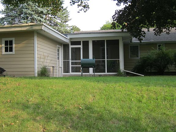 5th image of 3512 Crosby St