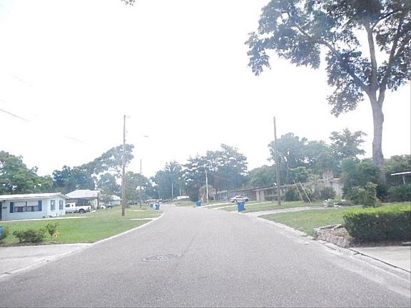 5th image of 11419 Elane Dr