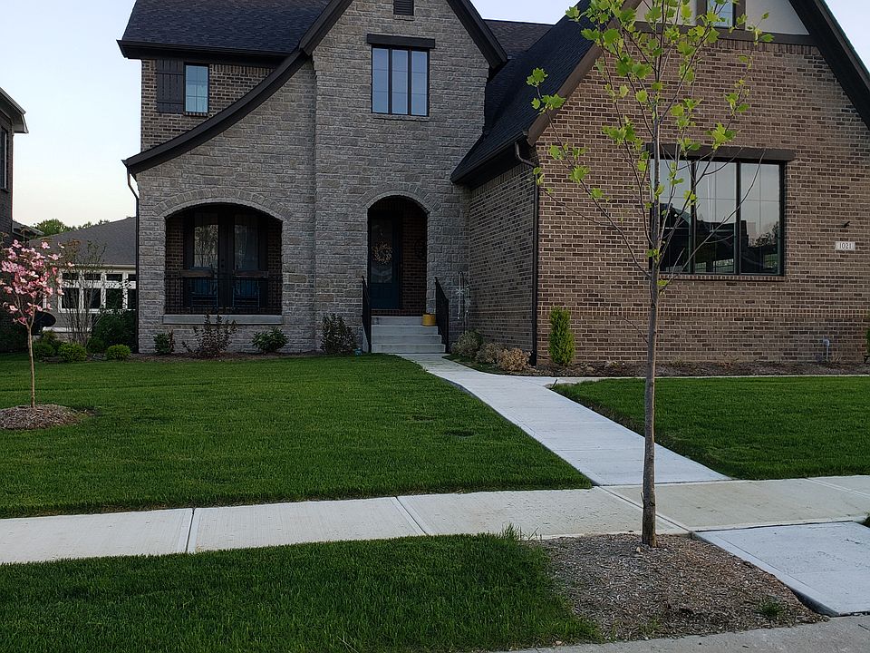 2nd image of 1021 Domino Dr
