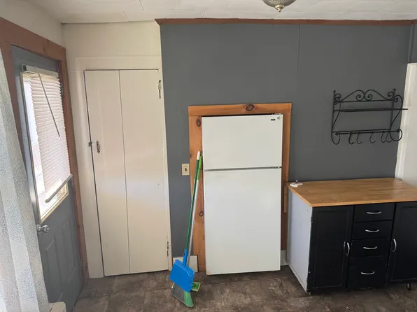 806 Old Claremont Rd #6, Charlestown, NH 03603