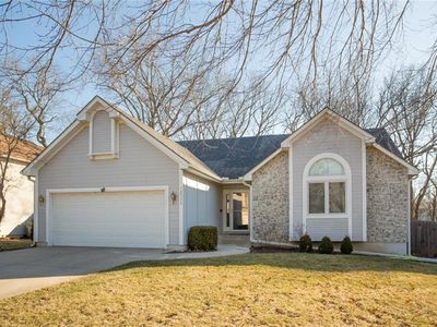 12553 S Alcan Cir, Olathe, KS, 66062