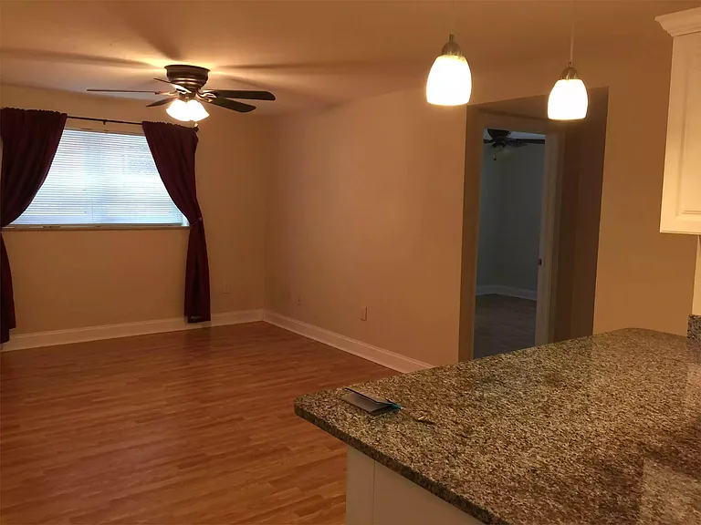 115 Emerson Ave — Photo 5