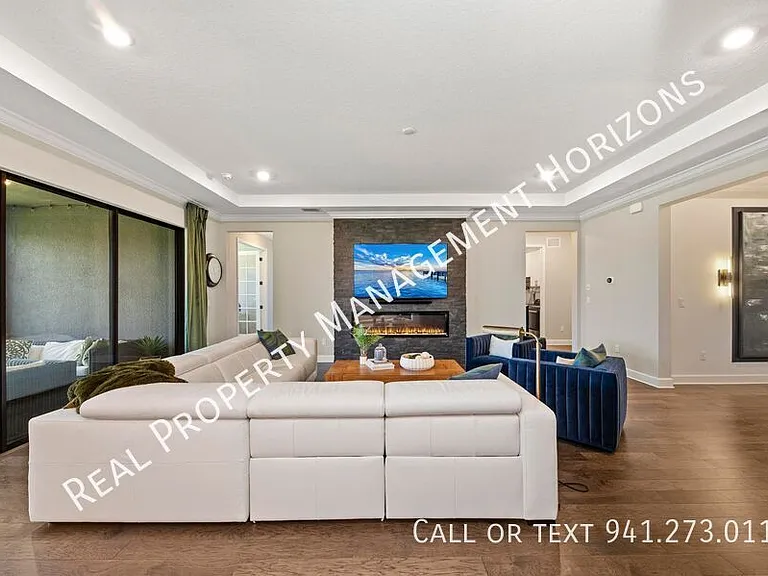 4430 Pond Brook Ct — Photo 11