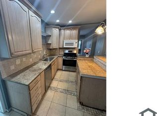 182 Hewitt St #2, Bridgeport, CT 06607