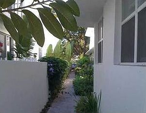5th image of 845 Michigan Ave APT 9