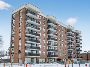 Knollwood Terrace, Ottawa, ON K2B 8J3