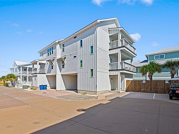2nd image of 3087 11th St #401