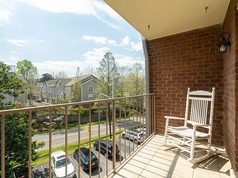 3198 Hillsboro Pike — Photo 11